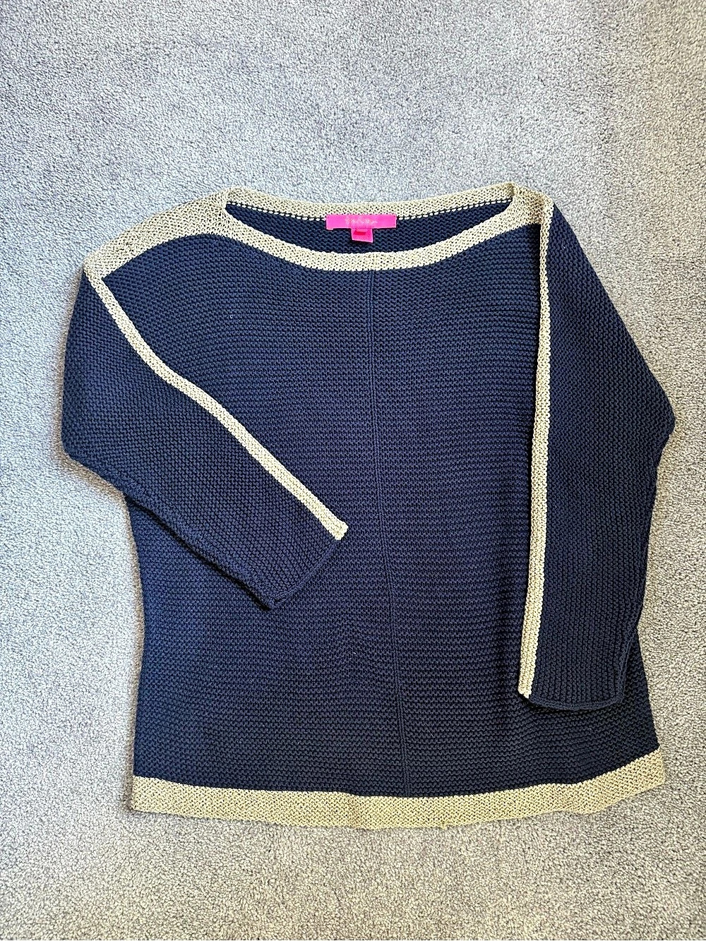 Lilly Pulitzer Navy & Gold Size Small Like New Sweater